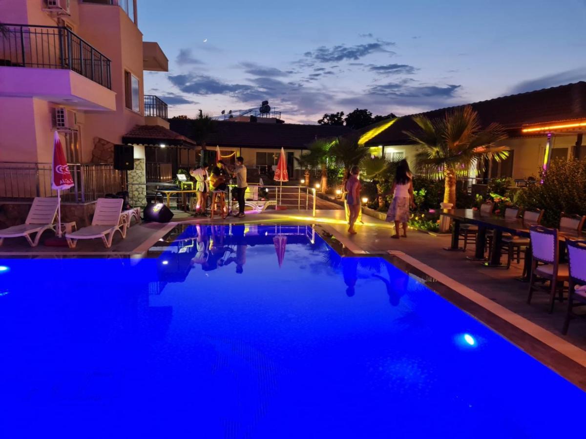 Esmeralda Butik Hotel คิซิลอท ภายนอก รูปภาพ